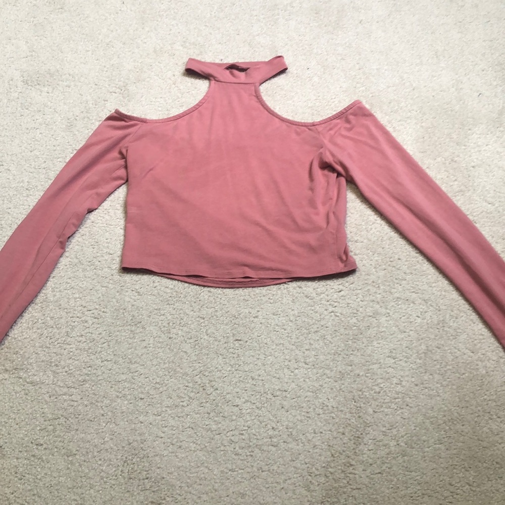 Off the shoulders chocker top
